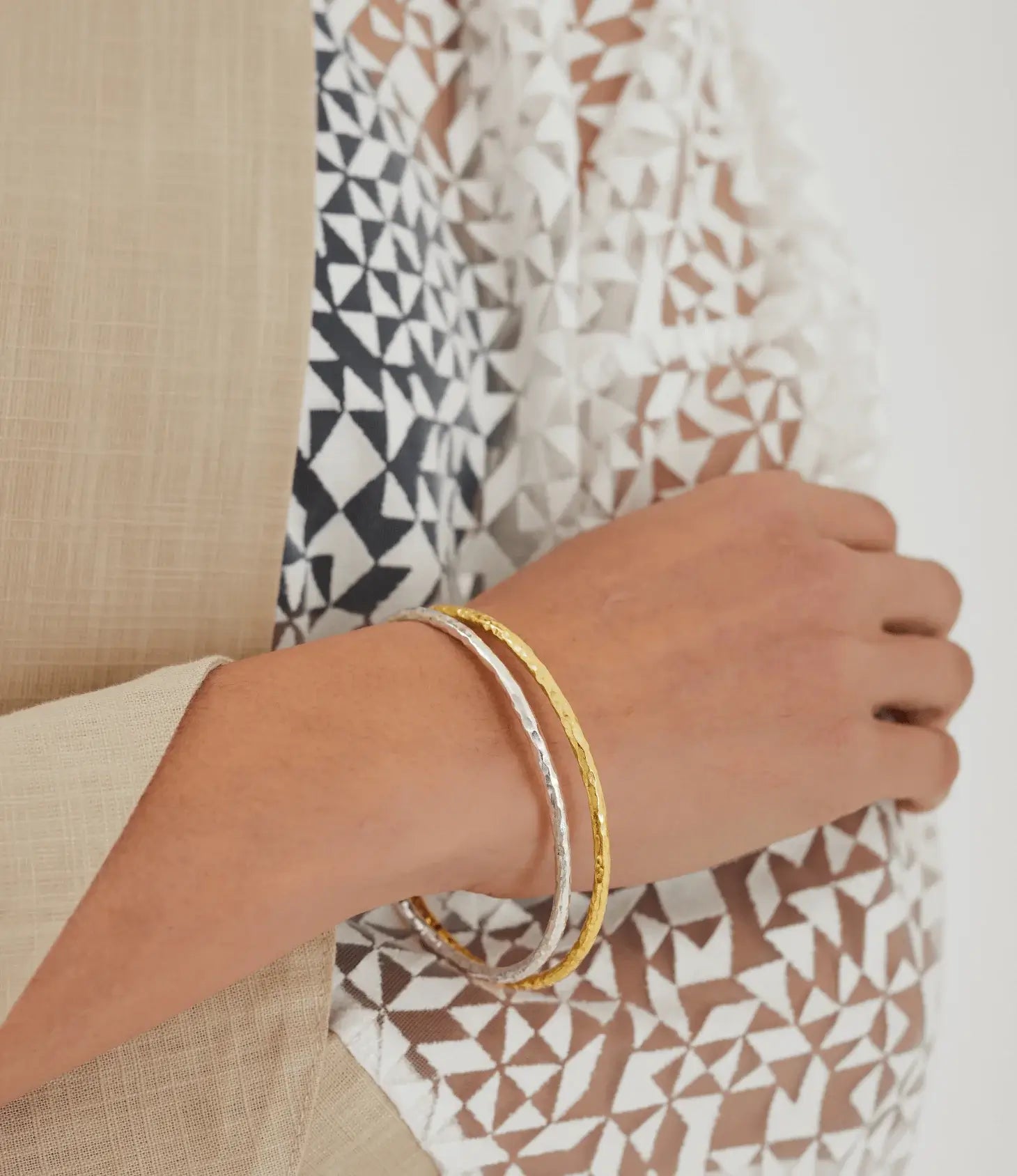 Hammered Bangle - Silver
