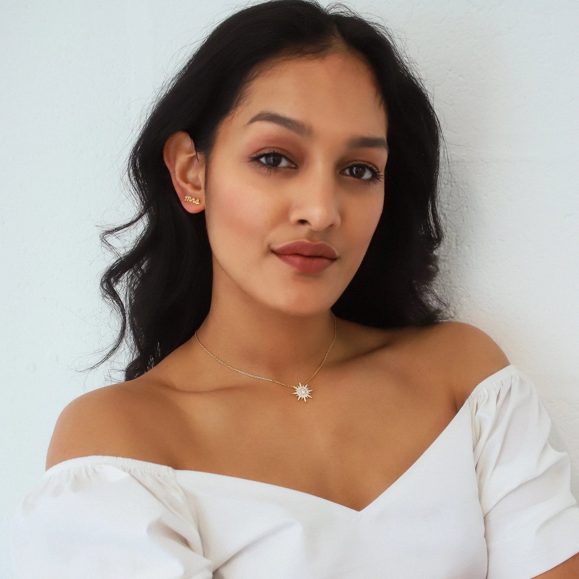 Estella Starburst Necklace - Gold