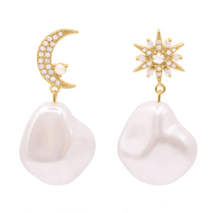 Seraphina Pearl Drop Earrings - Gold