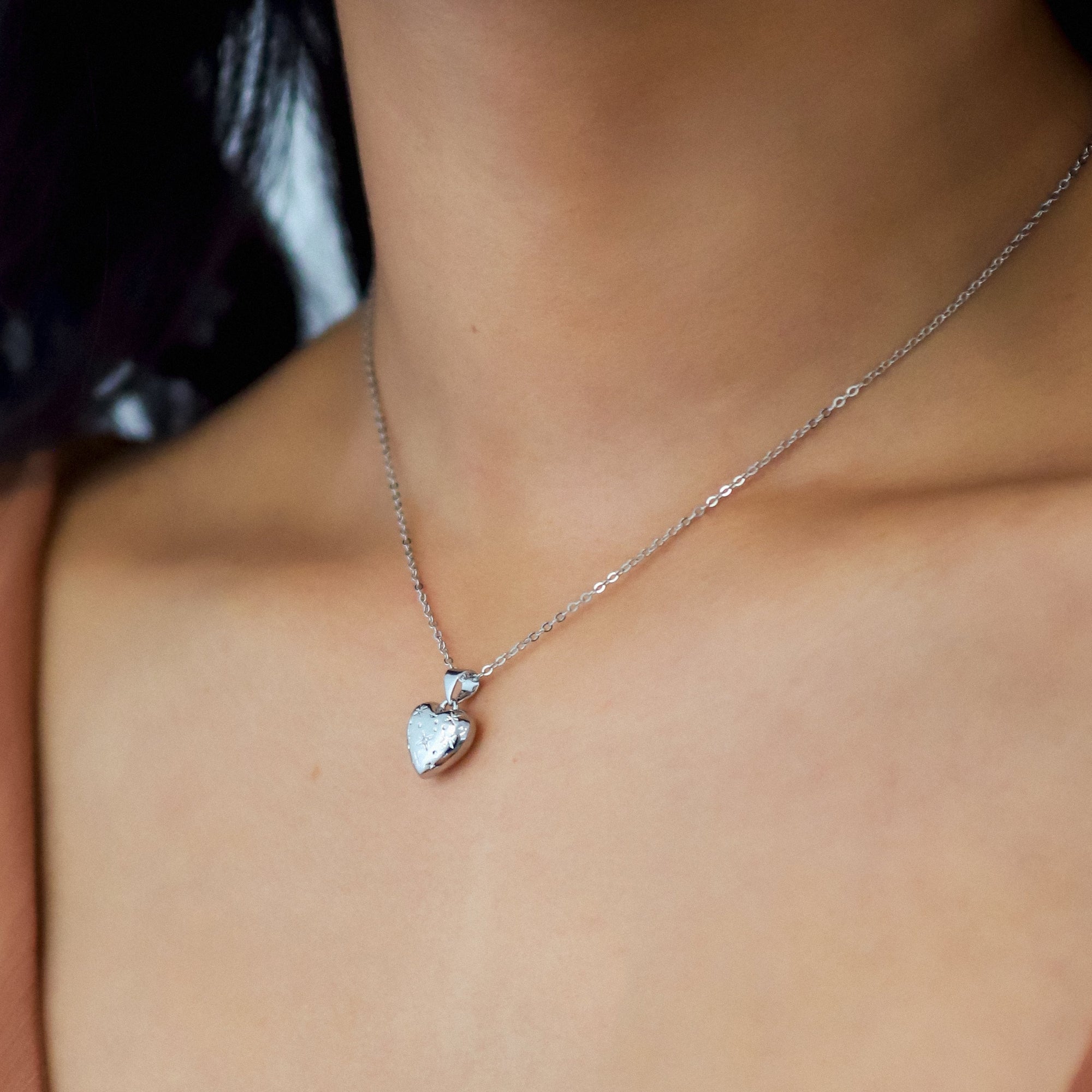Vida Bubble Heart Necklace - Silver
