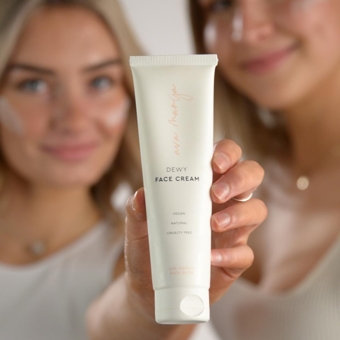 Dewy Face Cream